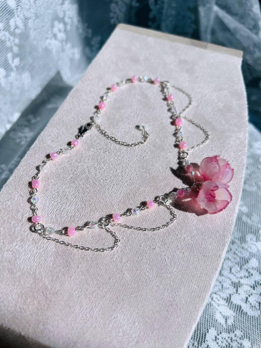 Hana Necklace