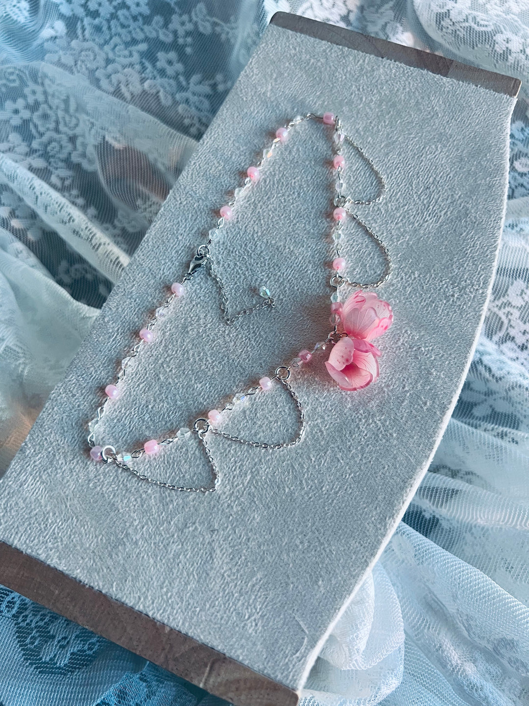 Hana Necklace
